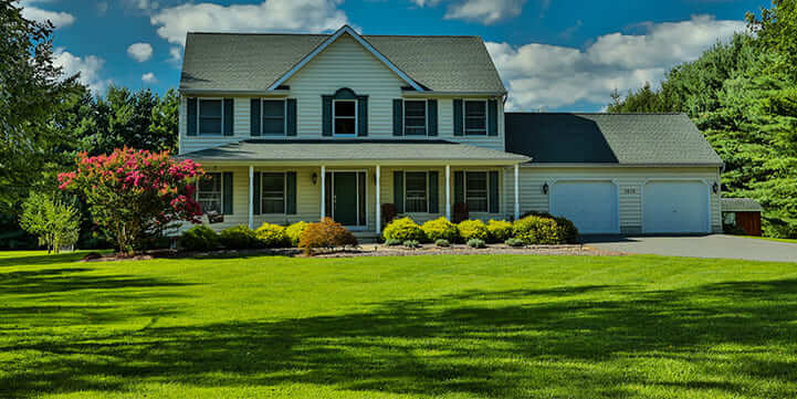 lawn care service in paoli gardens pa
